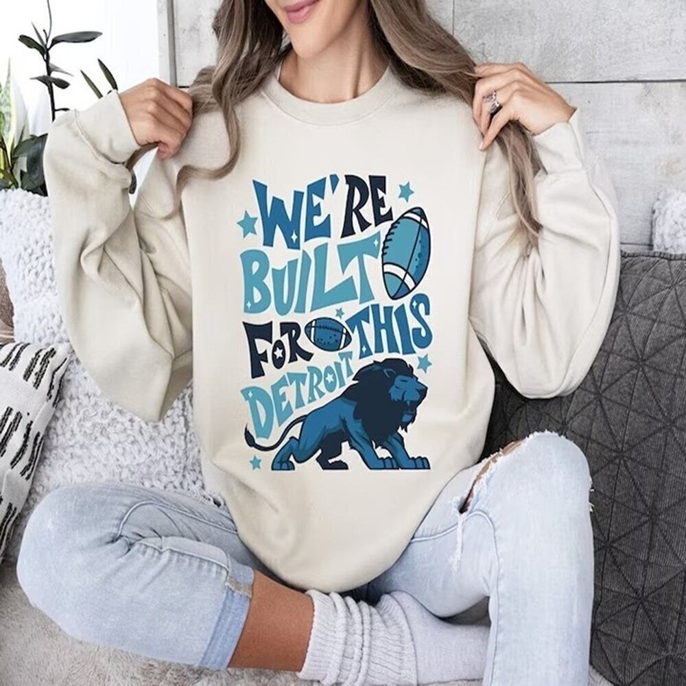 Detroit Lions Football Sweatshirt Michigan Lions Retro Crewneck Unisex